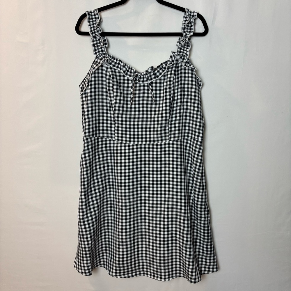 City Chic Black and White Cotton Gingham Mini Sundress With Pockets Lined